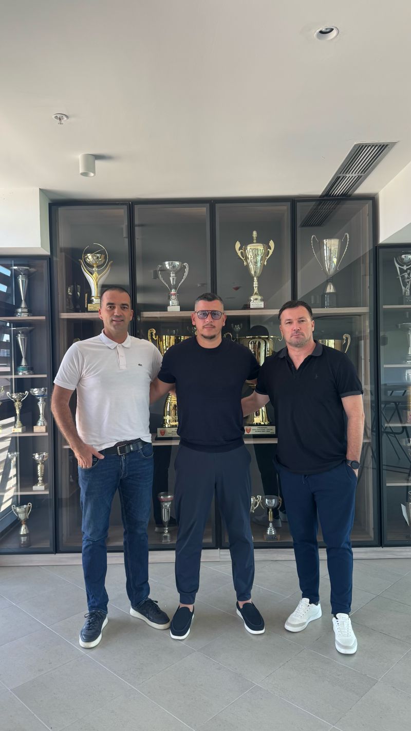 Potpisivanje ugovora — trener Denis Ćorić i FK Sutjeska